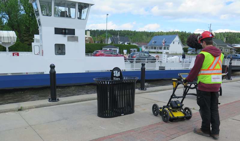 The LMX200 GPR detector was used to collect 12,500 feet of data on a pier that had suffered damage after extensive flooding.